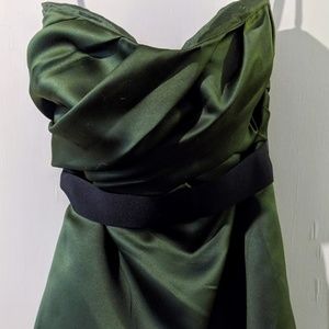 Vera Wang strapless mini with cute bows on back